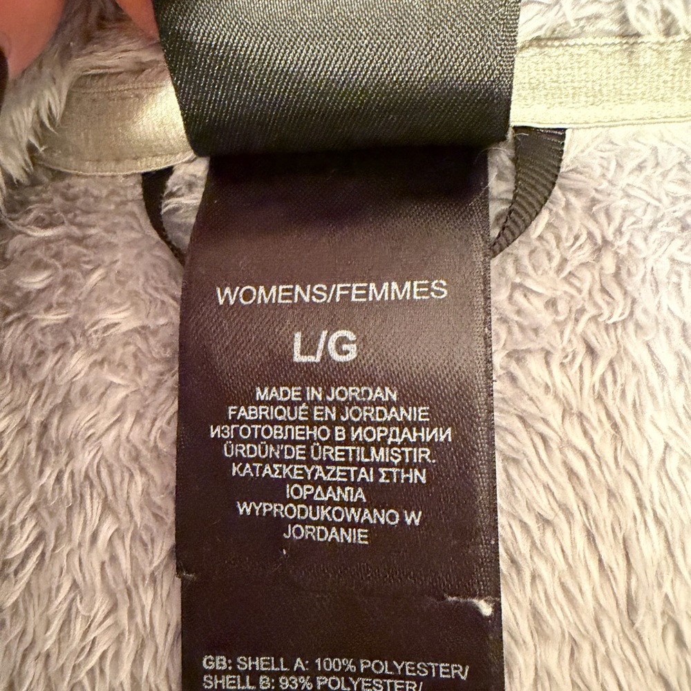 The North Face Fleece Jacket - Picture 5 of 5